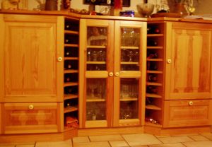Beistellschrank zur Kche